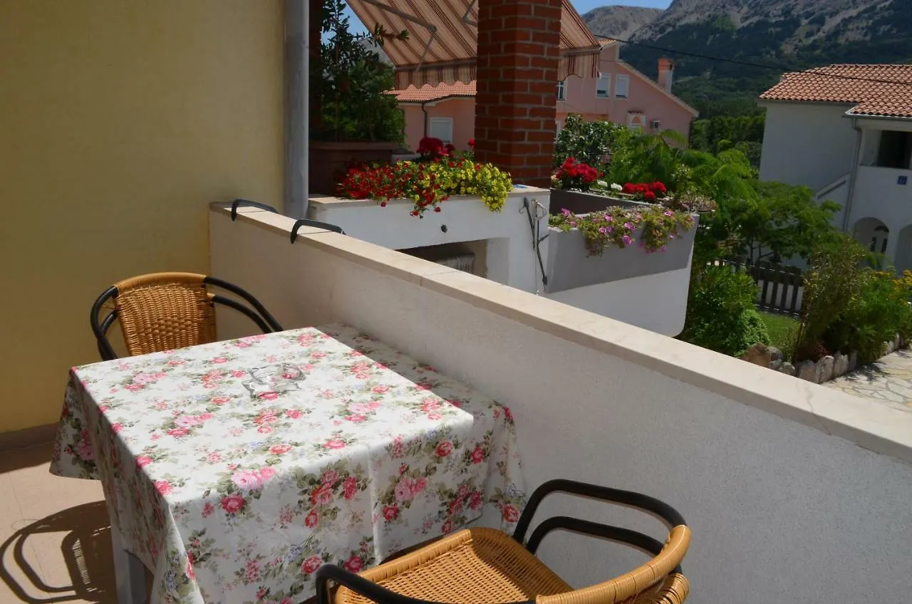 Apartments & Rooms Dordic Baška Gasthof